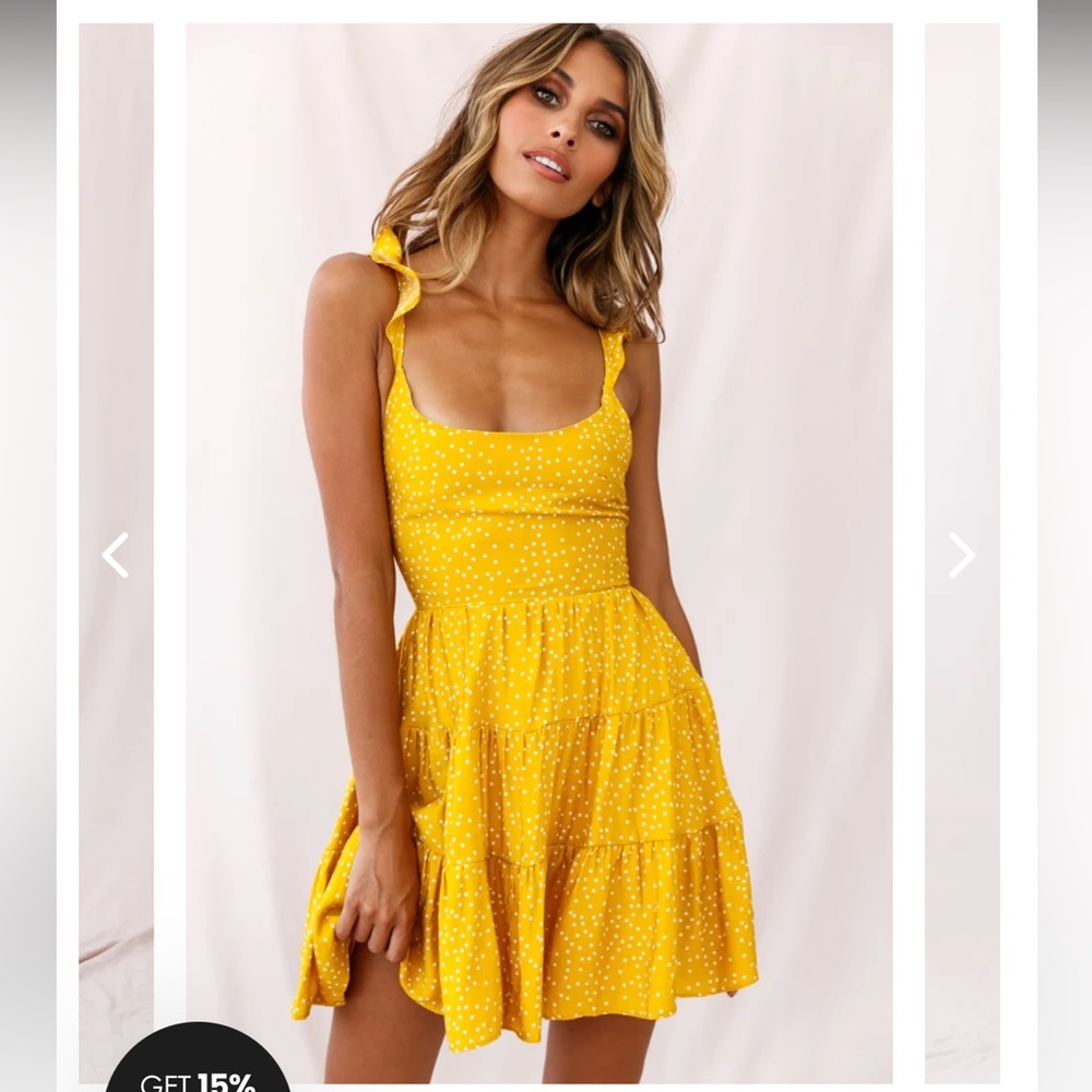 Selfie Leslie dress Size XS